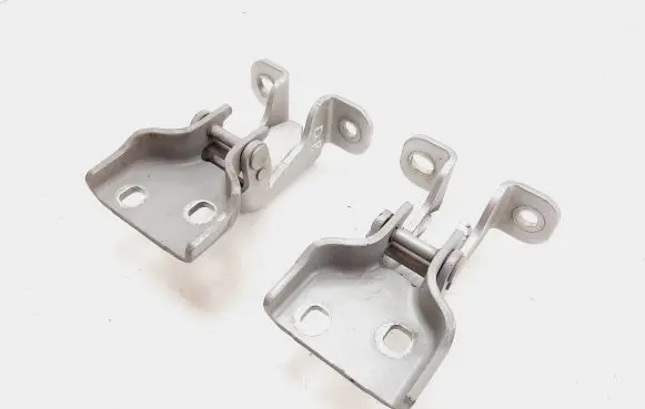 Renault Trafic III (X82) Front door hinges set 804005400R 93450652
