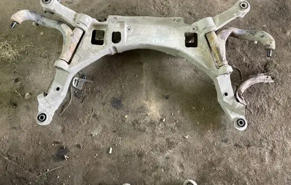 Volvo S60 Rear subframe 9492948