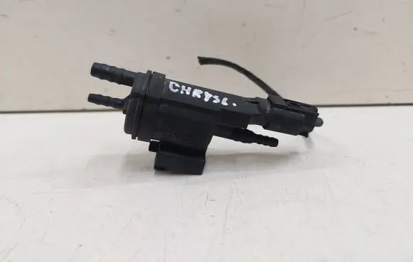 Chrysler PT Cruiser Valve vacuum 0025401497 48B43625B00