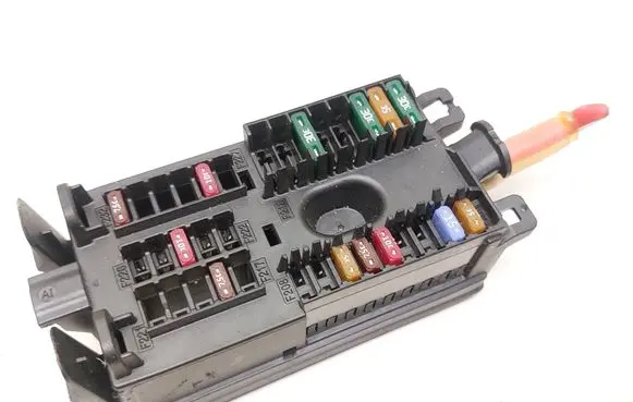 Mercedes-Benz C W206 Fuse module A2239060402