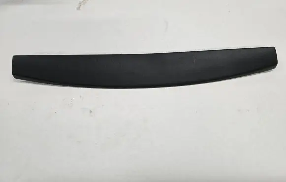Mazda CX-7 Tailgate/trunk upper cover trim EG2168930 K3006 A046928