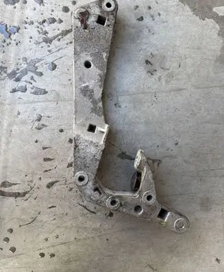 BMW 6 G32 Gran Turismo Gearbox mounting bracket 6861583