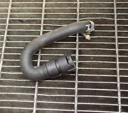 Volvo V60 Engine coolant pipe/hose BG918B160GA