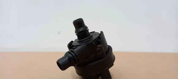 BMW i3 Electric auxiliary coolant/water pump 9147359