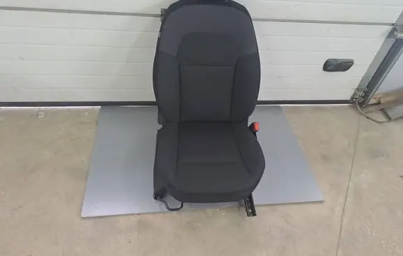 Dacia Sandero III Front passenger seat 