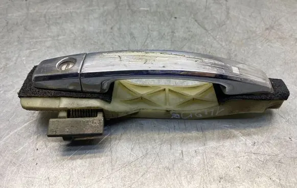 Opel Antara Front door exterior handle