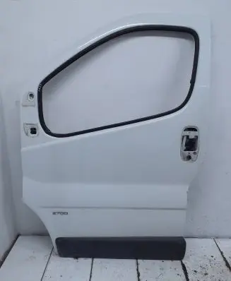 Opel Vivaro Front door