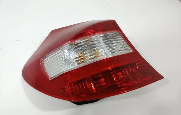 BMW 1 E81 E87 Rear/tail lights 6924501