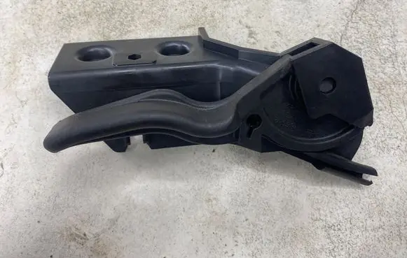 Opel Corsa D Engine bonnet (hood) release handle 13186912 511697042 PA66GF30