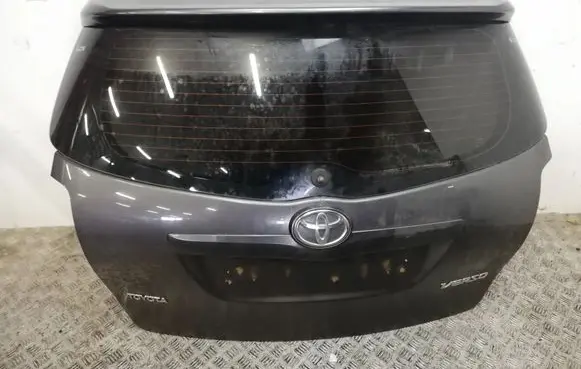 Toyota Verso-S Tailgate/trunk/boot lid 