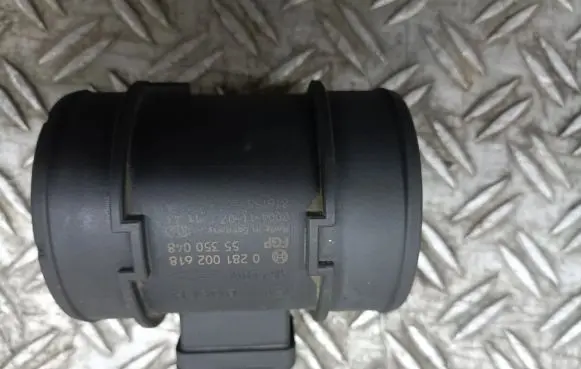 Opel Vectra C Mass air flow meter 