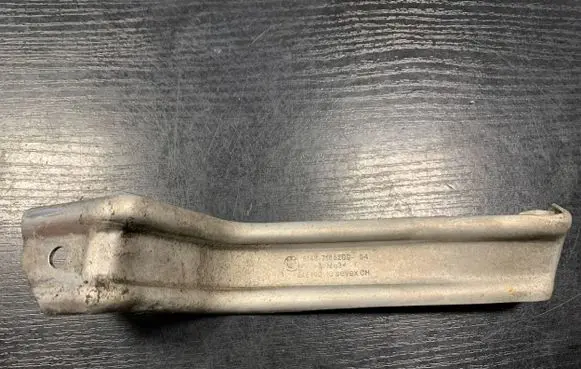 BMW 5 F10 F11 Bracket in trunk/boot 7185209