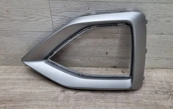 Front bumper lower grill
