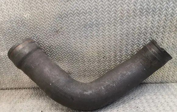 Mercedes-Benz Vito Viano W639 Intercooler hose/pipe 6395281782