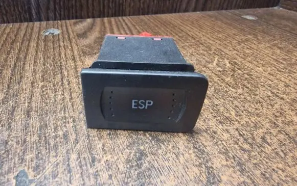 Volkswagen Golf IV ESP (stability program) switch 1J0927134A