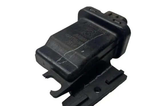 Toyota RAV 4 (XA30) Door control unit/module 8999130040 48411010610 7B14