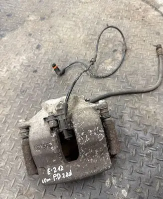 Mercedes-Benz E W212 Front brake caliper