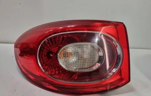Volkswagen Tiguan Rear/tail lights 5N0945095H