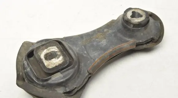 Ford Explorer V Gearbox mounting bracket BB536P082EA