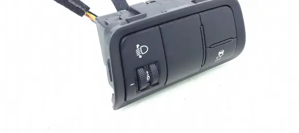 Hyundai i20 (GB IB) Light switch 93300C8050