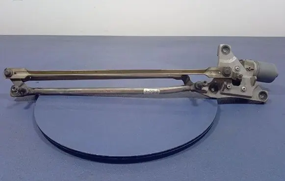Volvo V50 Front wiper linkage and motor 31253518