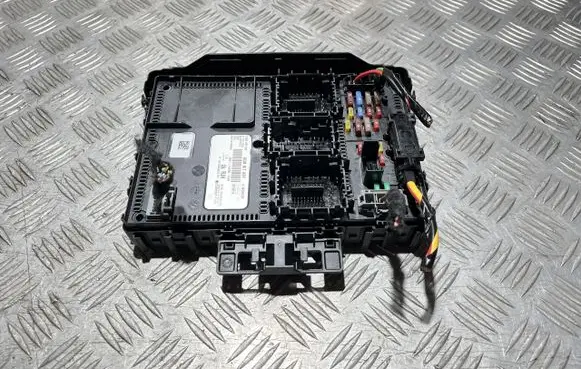 Ford Focus BSM Control unit JX6T-15604-RJH