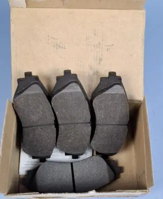 Daewoo Nubira Brake pads (front) 37055ABS 96281937