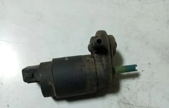 Opel Astra H Windscreen/windshield washer pump 24439254