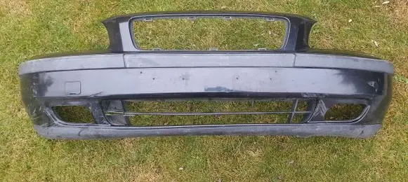 Volvo V70 Front bumper 01926