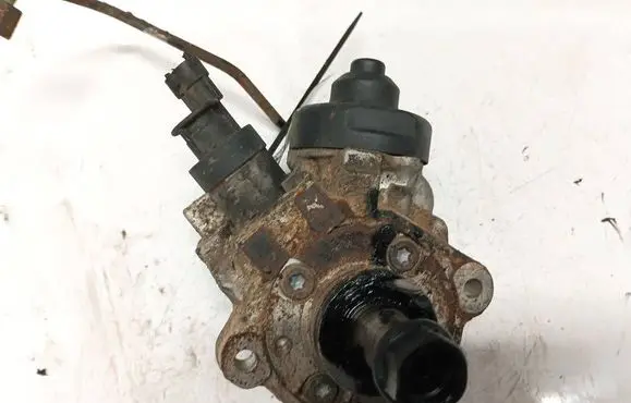 Hyundai ix35 Fuel injection high pressure pump 0445010511