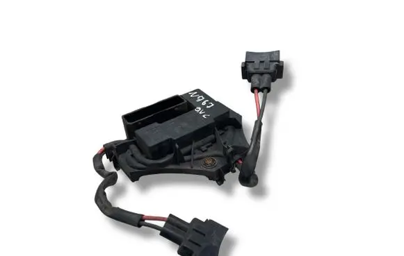 Opel Vectra C Coolant fan relay 1379131