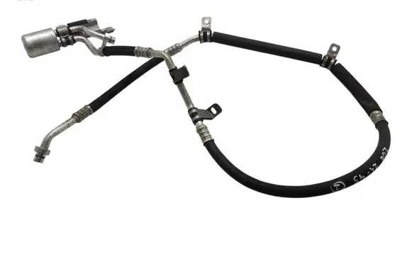 Air conditioning (A/C) pipe/hose