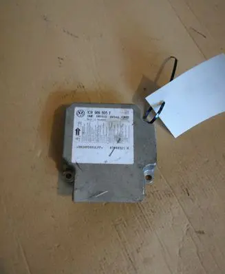 Volkswagen Golf V Airbag control unit/module 1C0909605F
