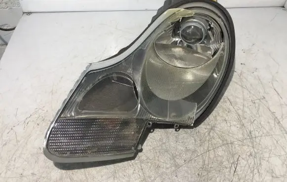 Porsche 911 996 Headlight/headlamp 0301096371 99663105701 1305235334