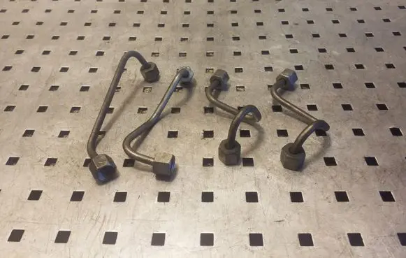 Chevrolet Captiva Fuel injector supply line/pipe 