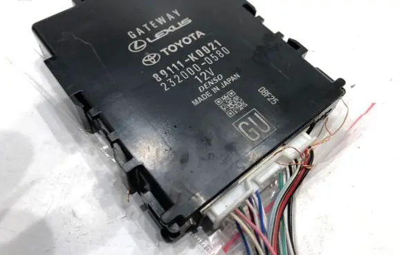 Toyota Yaris Gateway control module 89111K0021
