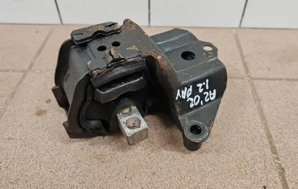 Audi A2 Gearbox mount 