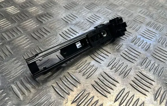 Mercedes-Benz GLC C253 Seat belt height adjuster A0008600388