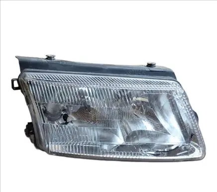 Volkswagen PASSAT B5 Headlight/headlamp 205079b