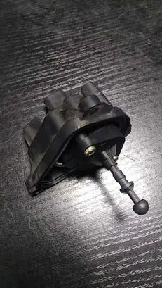 BMW 5 E39 Headlight level adjustment motor 63126908409