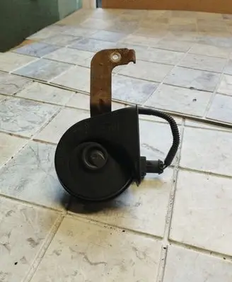 Volvo V50 Horn signal 0055306