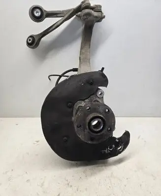 Front wheel hub