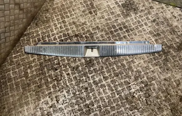 Mercedes-Benz E W212 Trunk/boot sill cover protection A2126900027 2126900027
