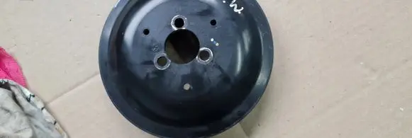 Audi A6 S6 C7 4G Water pump pulley 06E121031F