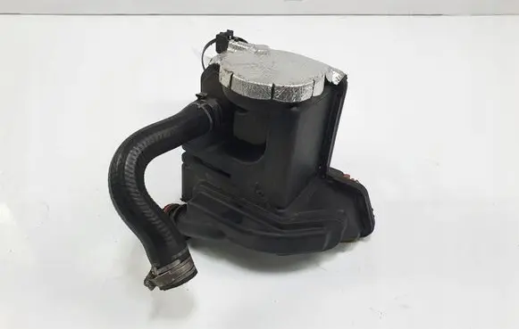 Audi A8 S8 D4 4H Breather hose/pipe 079103542E