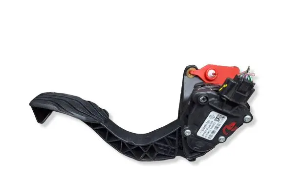 Dacia Duster II Accelerator throttle pedal S26301314 180108467R