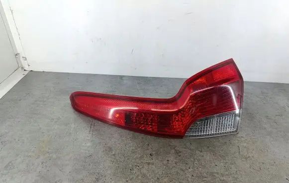 Volvo V50 Rear/tail lights 