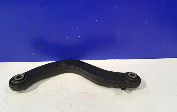 Polestar 2 Rear upper control arm/wishbone 32333575