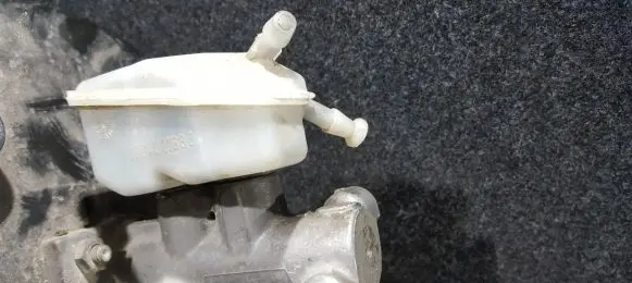 Citroen Xsara Picasso Master brake cylinder 221710