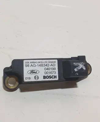 Ford Focus Airbag deployment crash/impact sensor 98AG14B342AD 001673 040199